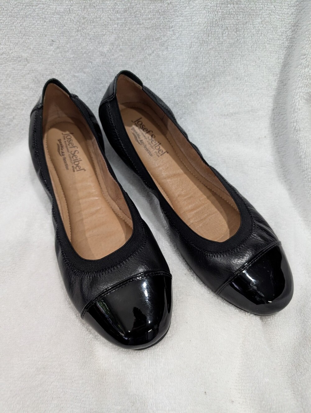 Josef Seibel Black Leather Ballet Flats with Gloss Patent Cap Toe